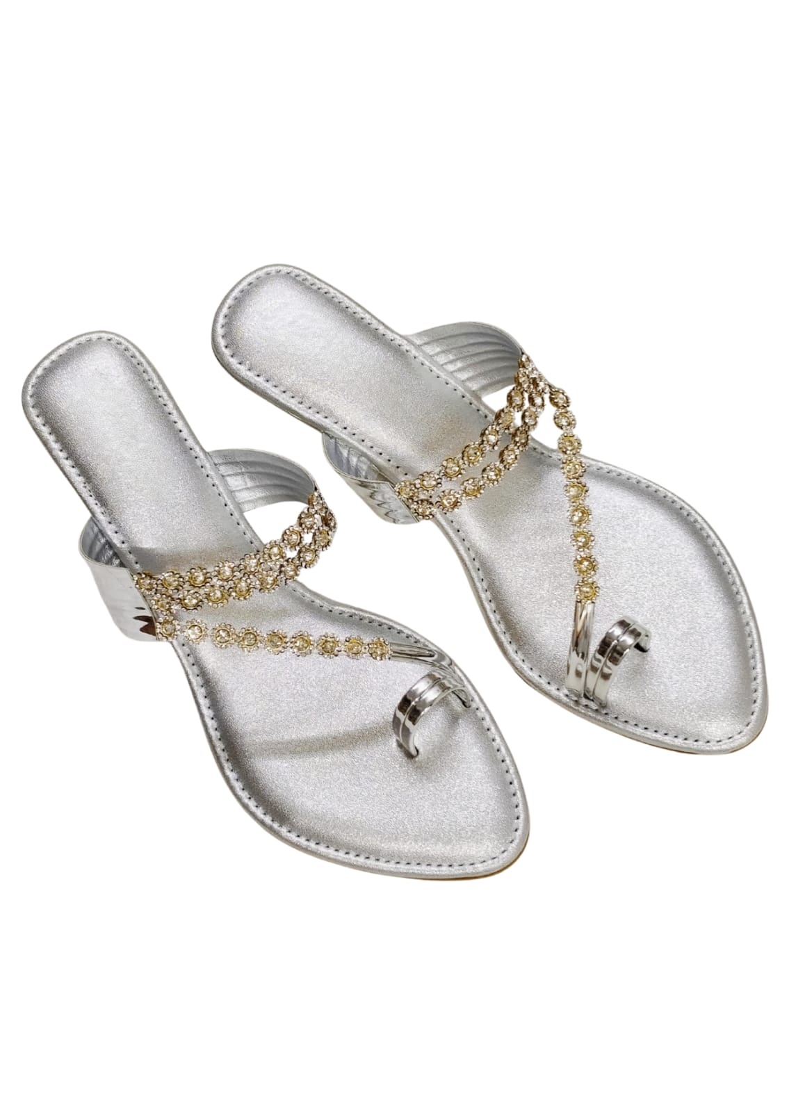 Women Sliver Ethnic Thumb Slip Ons