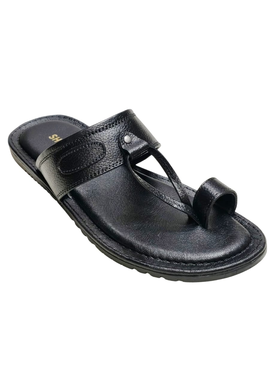 Men Black Kolhapuri Chappal