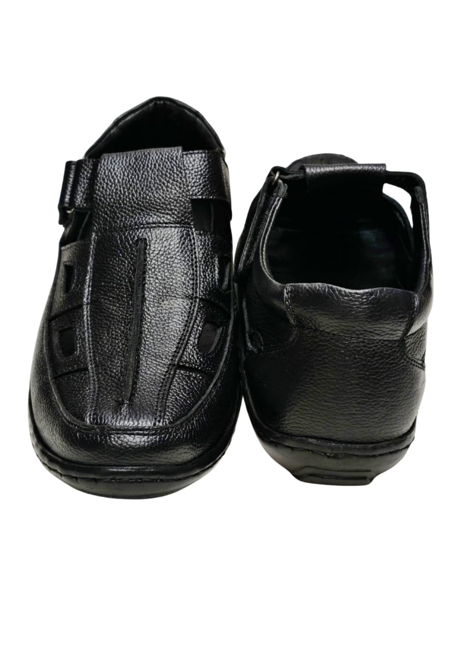Men Black Leather Bantoo Shoes