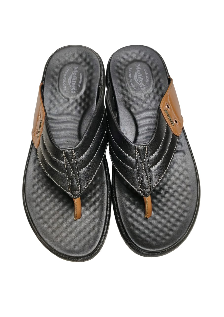 Men Black Comfort Chappal