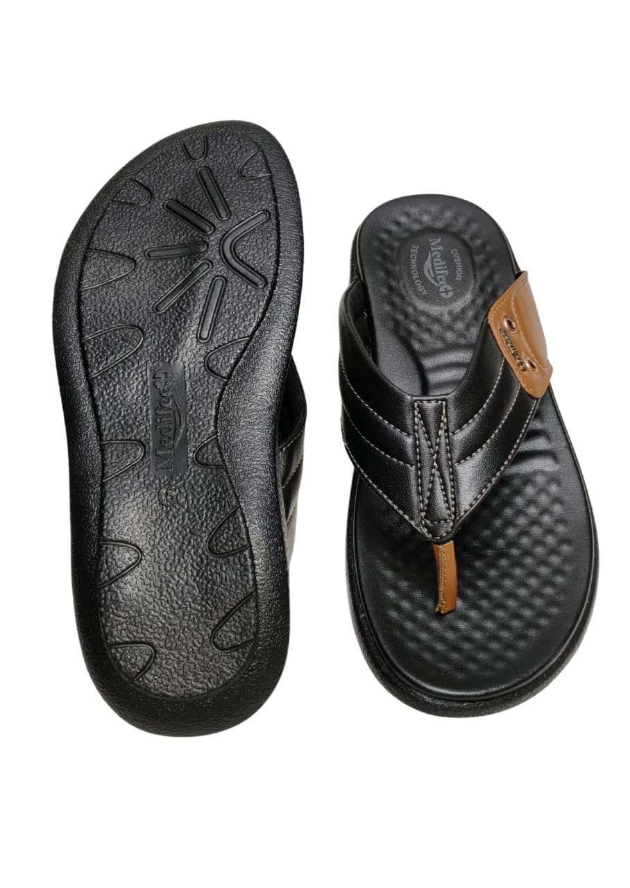 Men Black Comfort Chappal