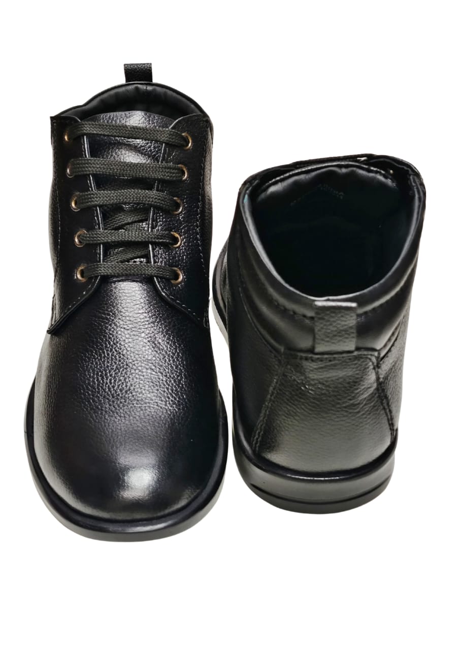 Men Black Leather Ankle Casual Shoes