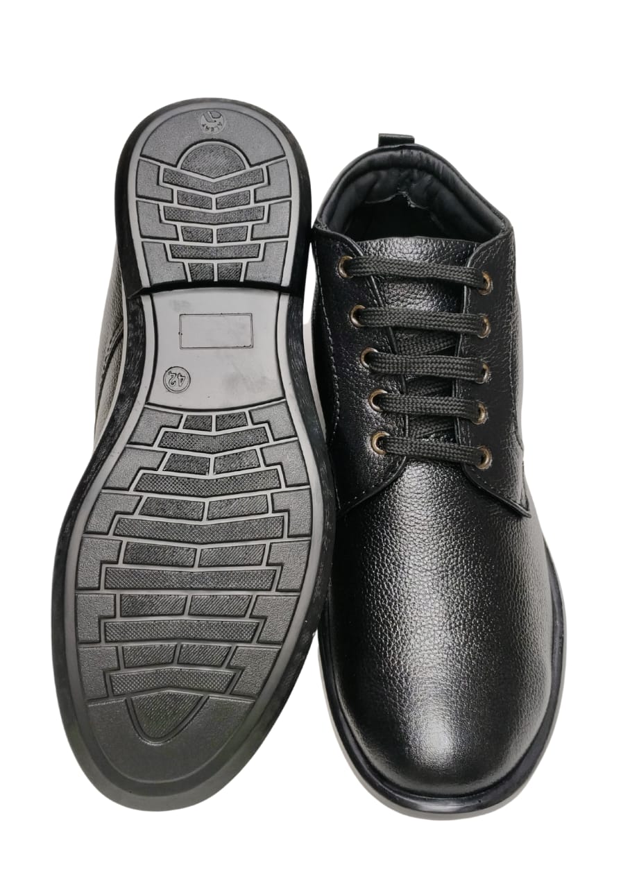 Men Black Leather Ankle Casual Shoes