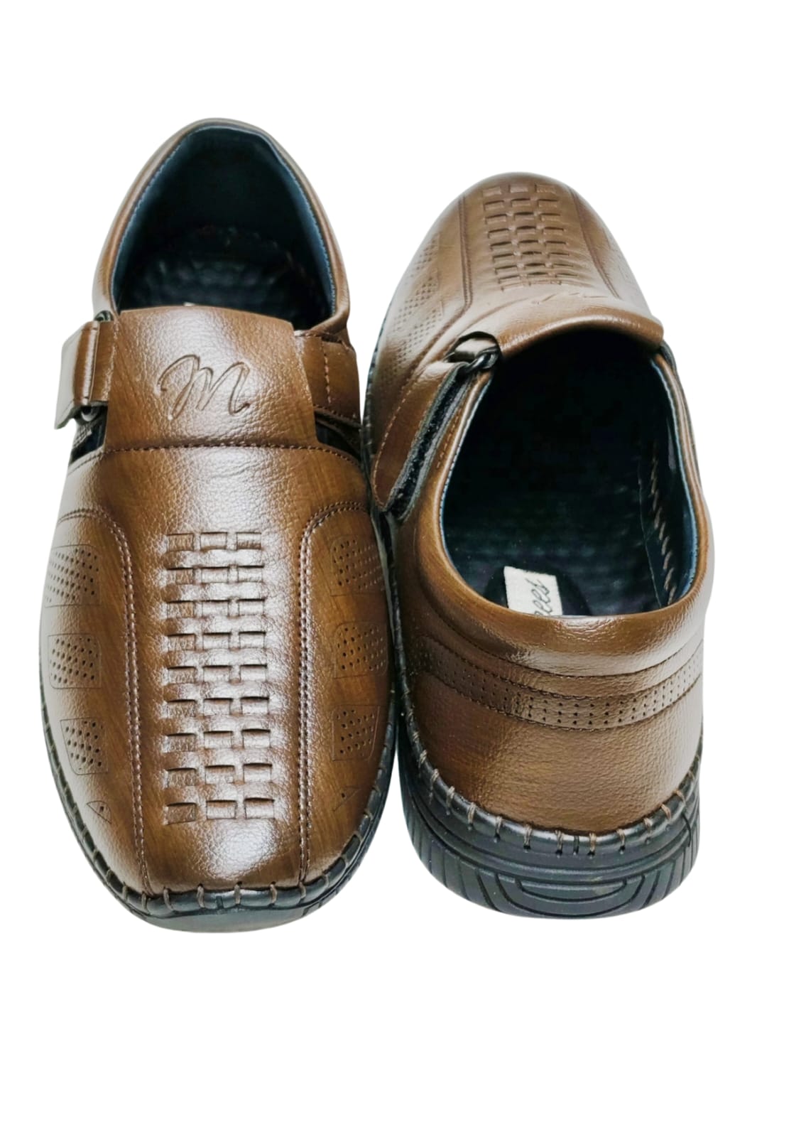 Men Brown Bantoo Shoes