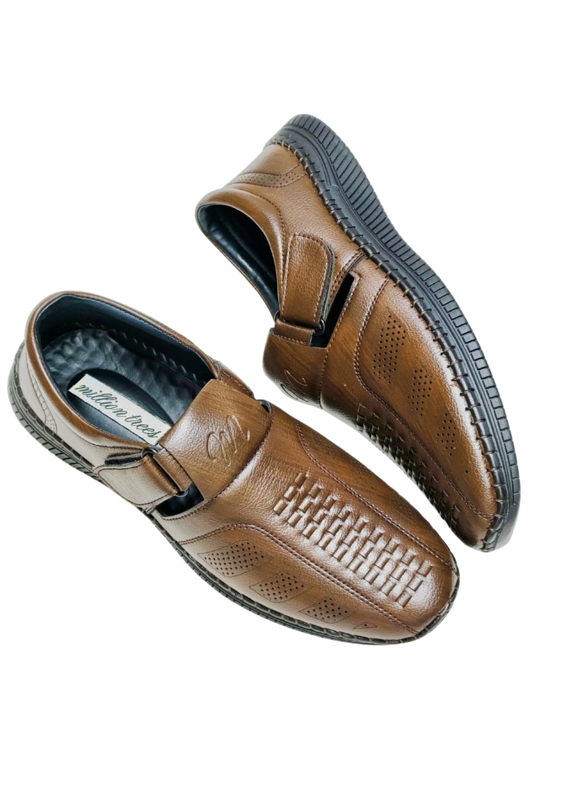Men Brown Bantoo Shoes