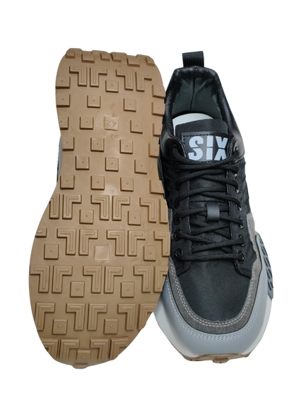 Men Black Sports Sneaker