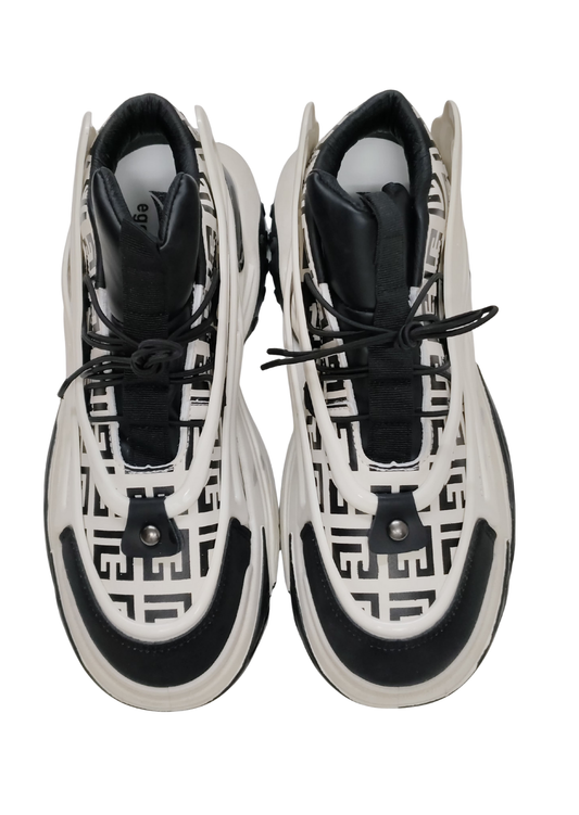 Men Beige Casual Sneaker