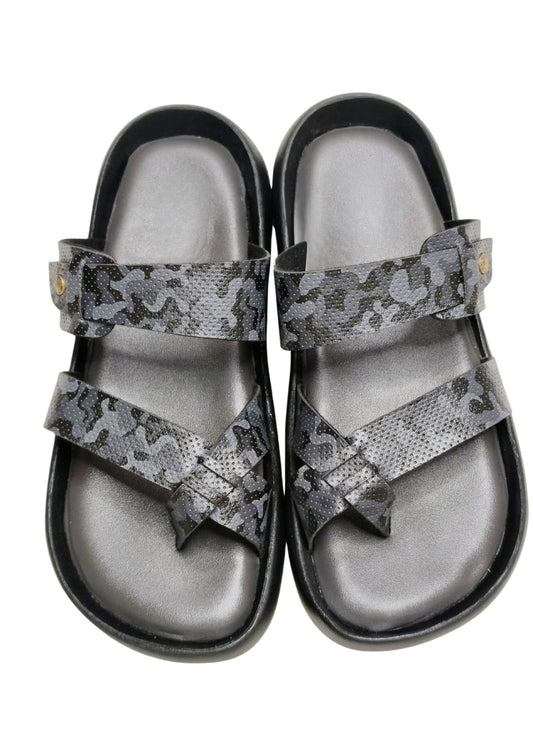 Men Grey Double Belt Chappal