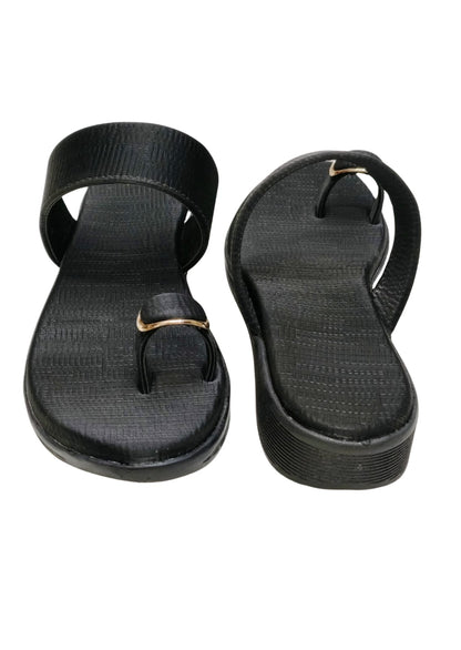 Women Black Thumb Slip Ons
